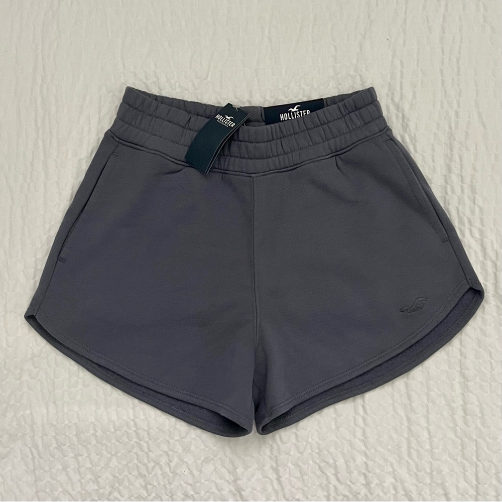 Hollister Shorts - Picture 1 of 4